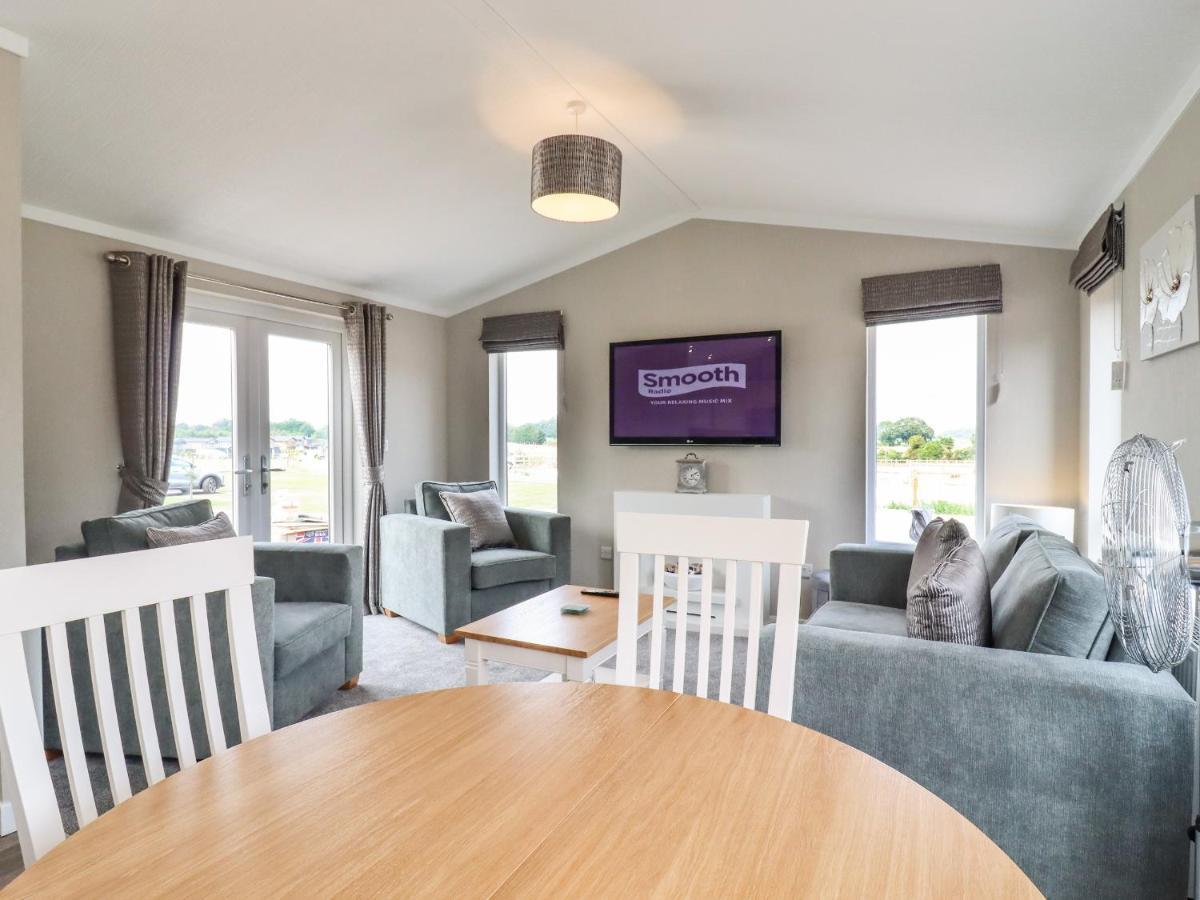 Lodge 47 Ipswich Esterno foto