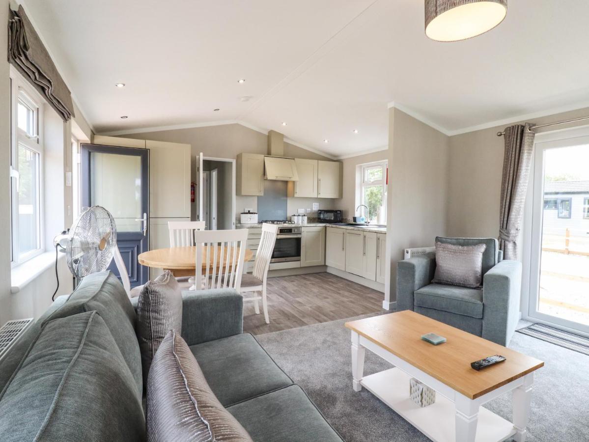 Lodge 47 Ipswich Esterno foto